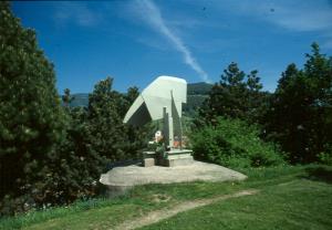 Ravne - mesto forme vive 6